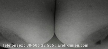 Telefonsex beskrivning: Stora br�st som du g�rna f�r suga p�