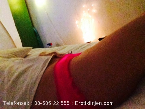 SEXY DAMEKLÆR NAKEN DAME Free live erotic cams massage og escort