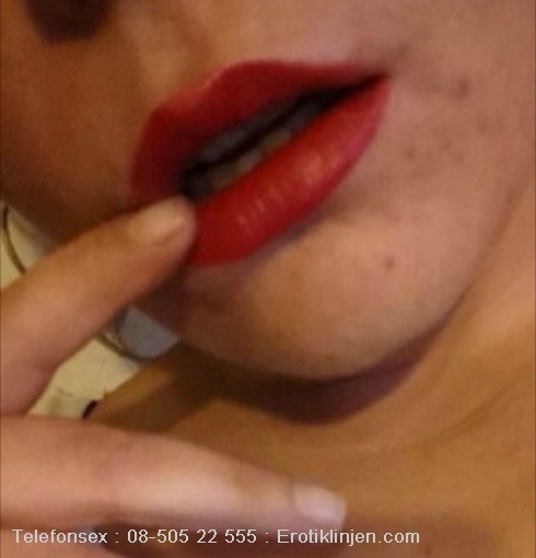 Telefonsex med Cornelia Cornelia Telefonsex beskrivning: