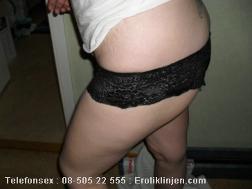 Telefonsex med Anna Anna Telefonsex beskrivning: Knulla min sköna rumpa, ta mig doggystyle.
